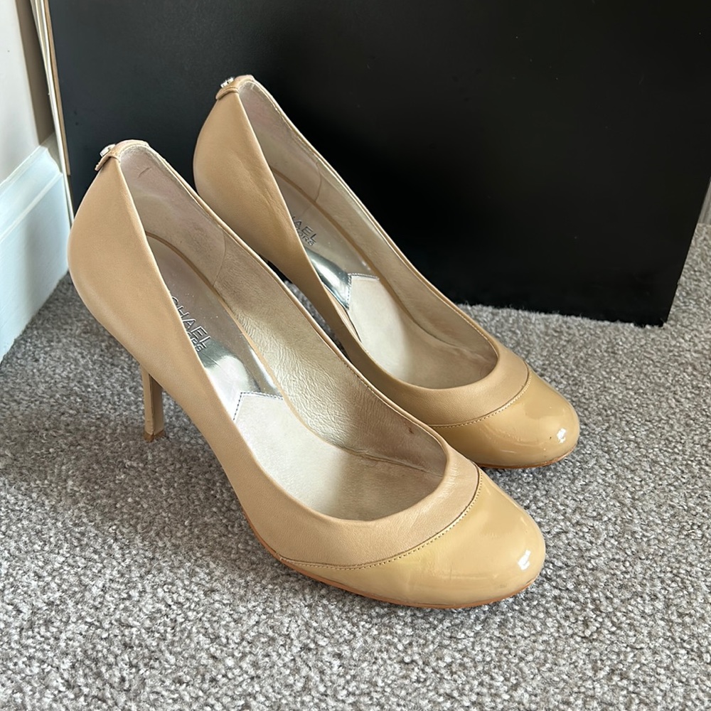 Michael Kors Women Heels Size 10 Used